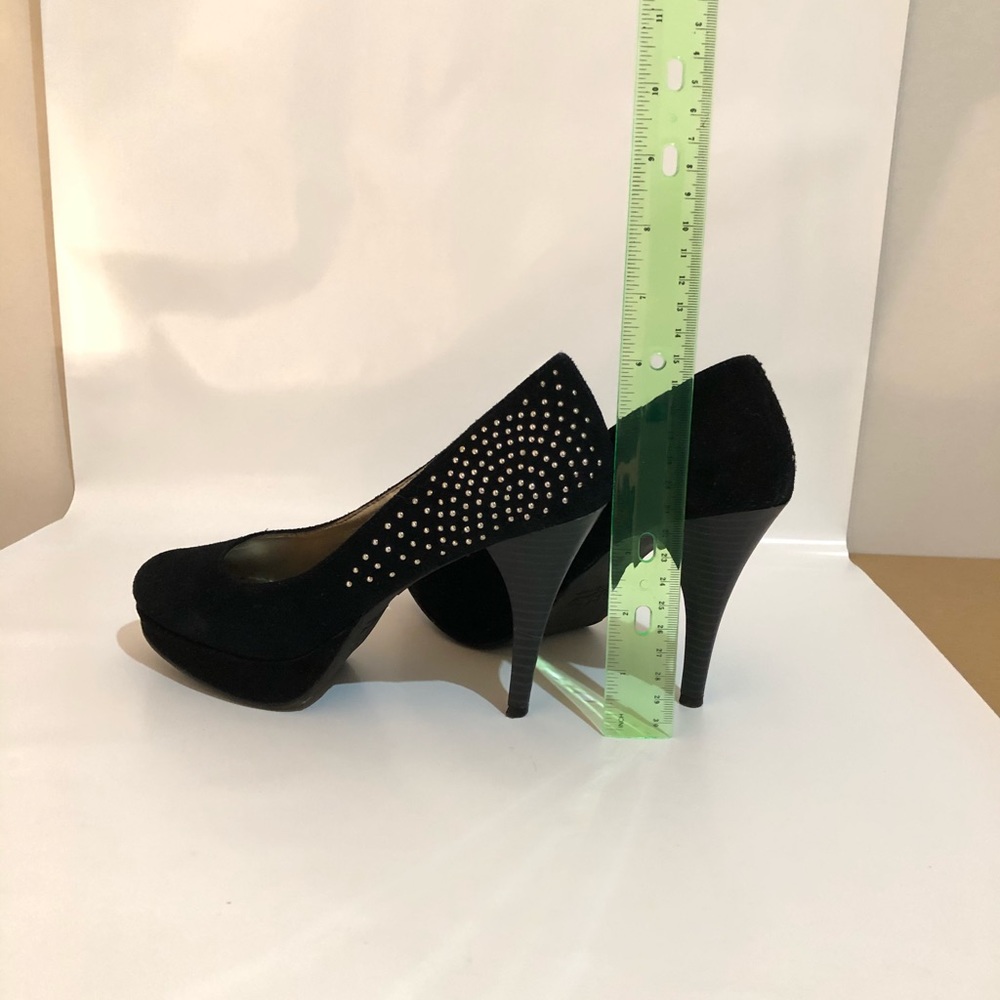 Mossimo Suede Heels - Picture 6 of 6